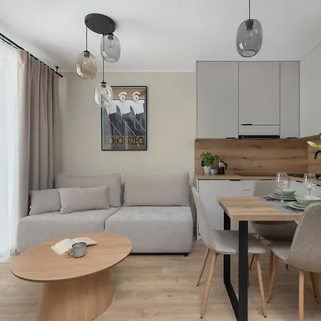 West Park Stylish Near The By Renters Apartman *