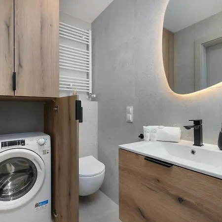 Apartman West Park Stylish Near The By Renters